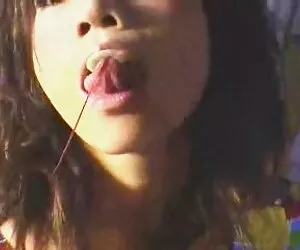 ibu sangat tertarik untuk cerita sex terbaru dan bergambar berbagi.