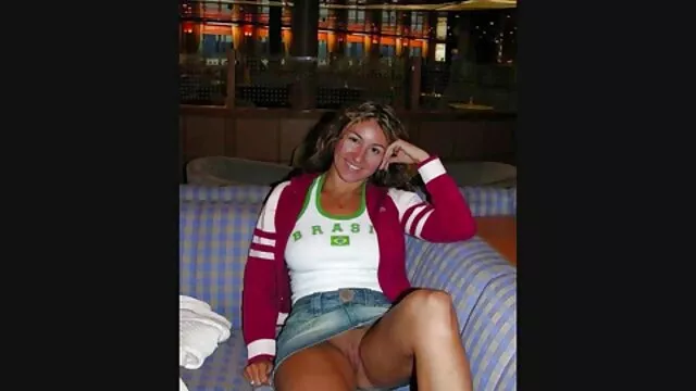 Wanita Dewasa Gendut cerita dewasa terbaru tante Kotoran dua pria kecil, Surai