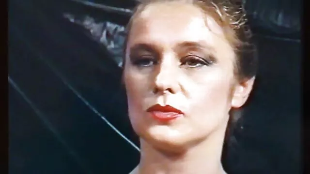 Ibu mengajak anaknya makan cerita sex hot terbaru sebelum pesta lajangnya.