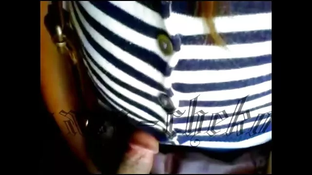 Ibu su sendiri dengan vibrator sek dewasa terbaru lebar.