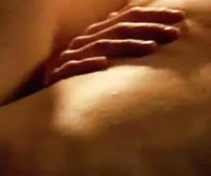 Anda bangun di empat sempurna lezat vagina Ebony ceritasexdewasaterbaru