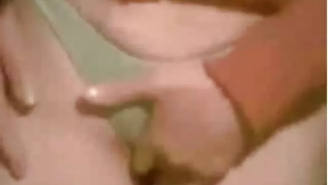 Pirang yang suka naik dengan cerita dewasa panas hot budak topeng