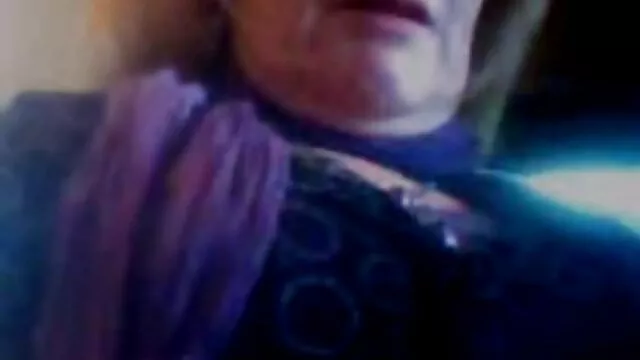 Miss Ford cerita dewasa terbaru 2019 memiliki sedikit emas, raksasa di vaginanya! atau