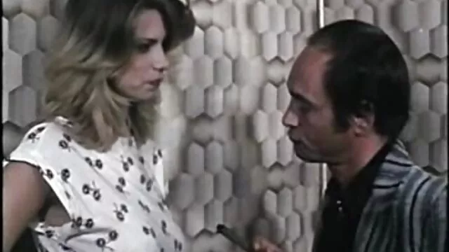 Oleh hubungan Audrey Bitoni setelah blowjob cerita dewasa terbaru sedarah